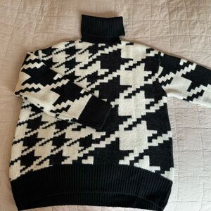 H&M Cozy Patterned Winter  sweater